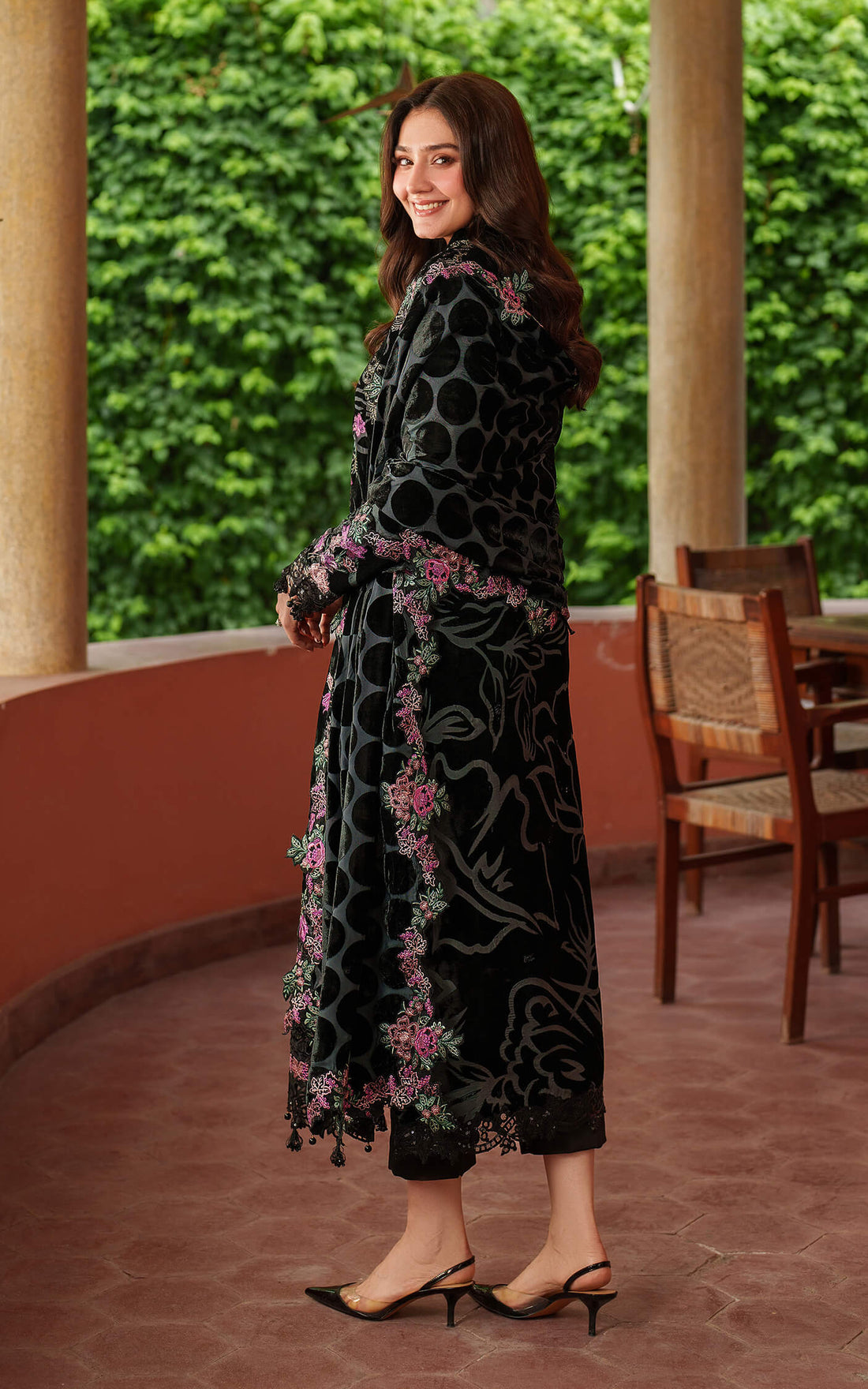 Asifa and Nabeel | Pashmina Luxe 25 | Eira LWC25-02