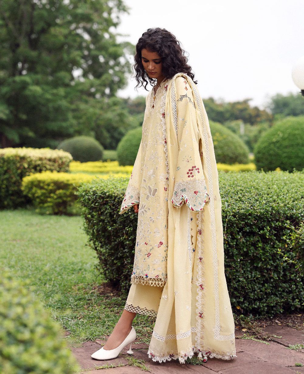 Republic Womenswear | Lilas Lawn 26 | Elaris