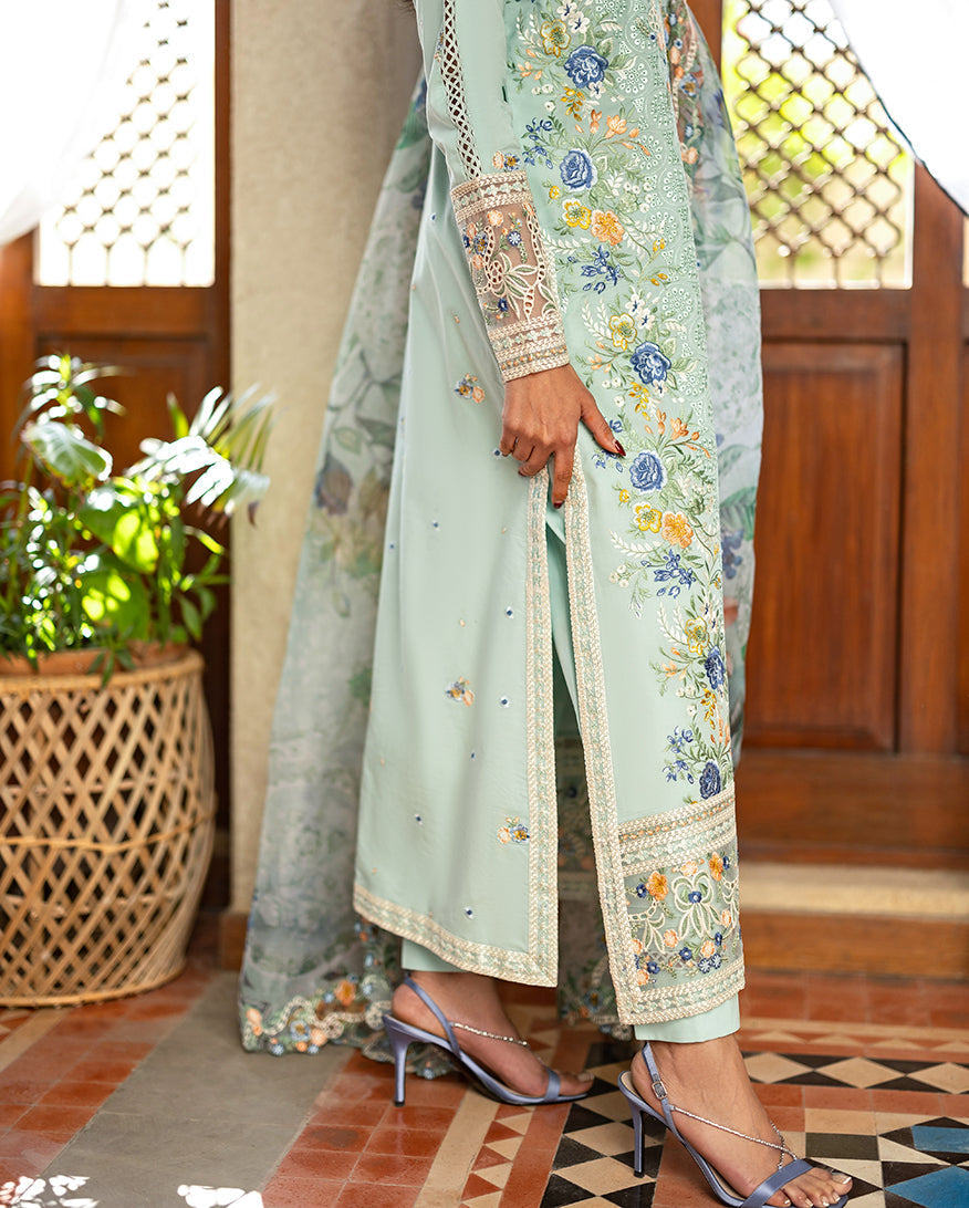 Mushq | Astoria Lawn 26 | Elif