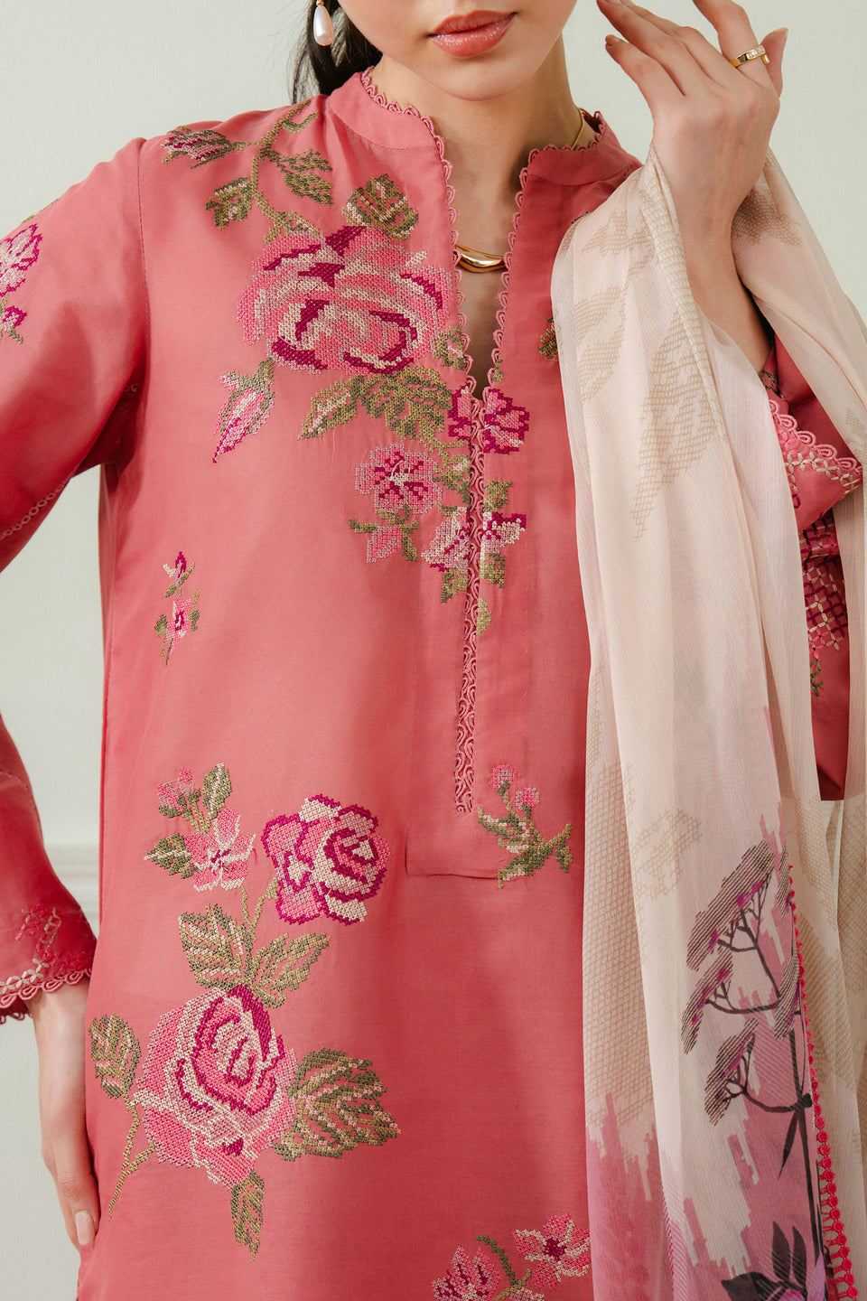 Zara Shahjahan | Coco Lawn 25 | FREYA-4A
