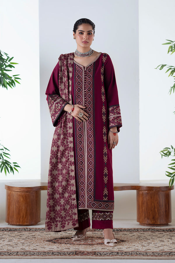 Maryum N Maria | Noore Winters 25 | 3 Piece Embroidered Khaddar MALALAI - FSU5670