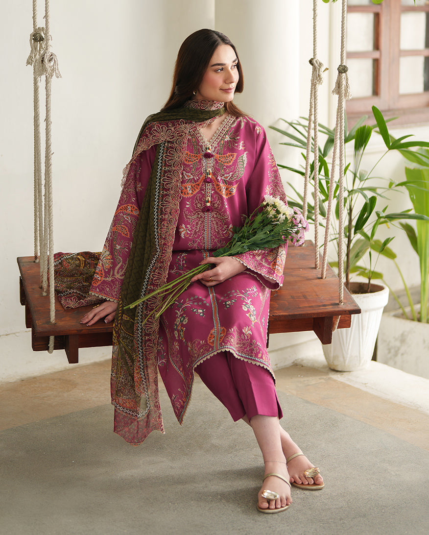 Roheenaz | Whispered Florals | Floral Garden