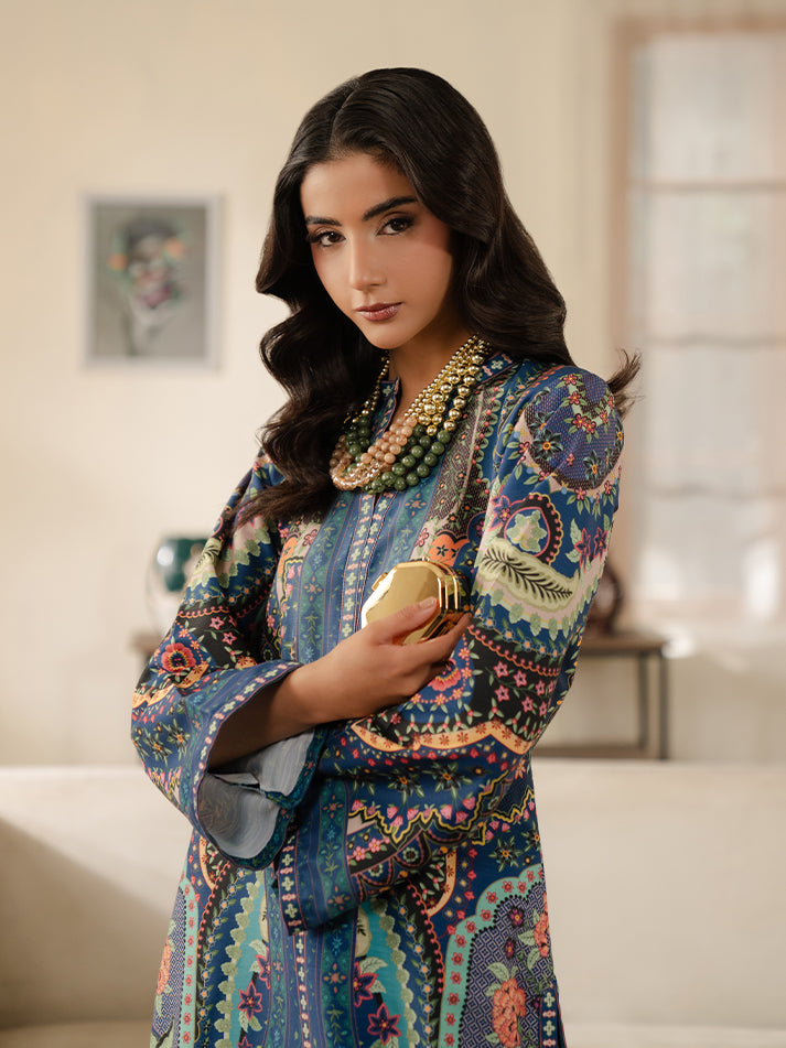 Gulaal | Winter Basics | FLUX