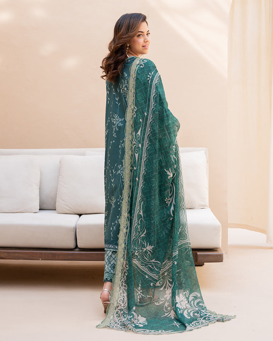 Roheenaz | Summer in Bloom | Gardenia Veil