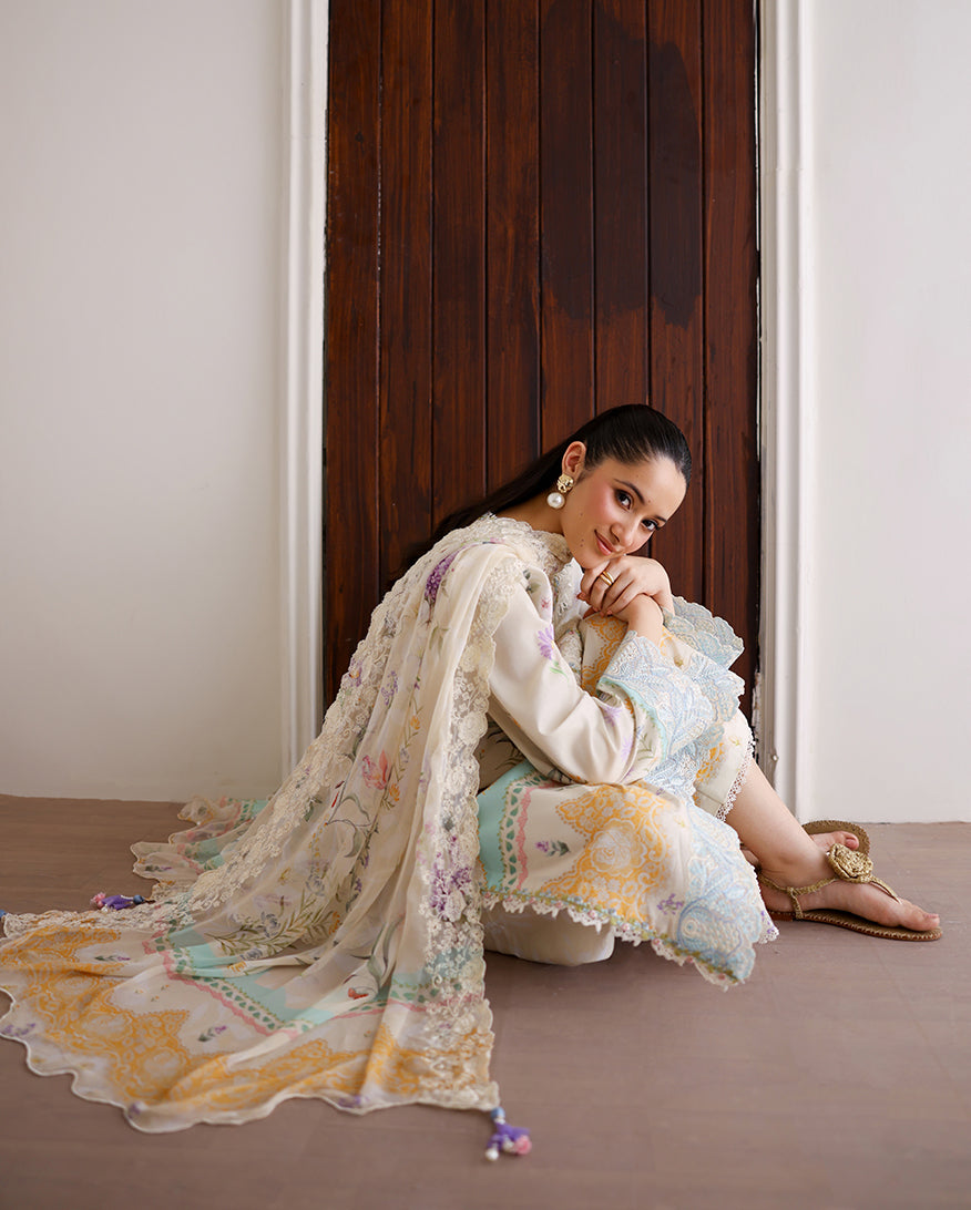 Roheenaz | Sunlit Tales Printed Embroidered Edit | Glowleaf