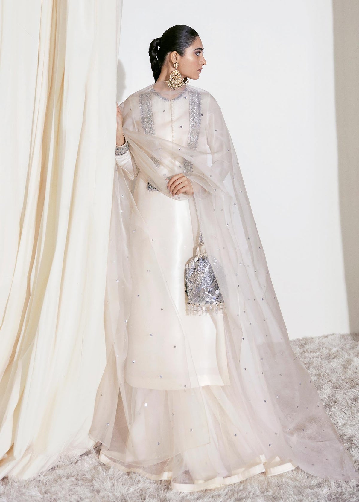 Hussain Rehar | Basic Not Basic | VELA