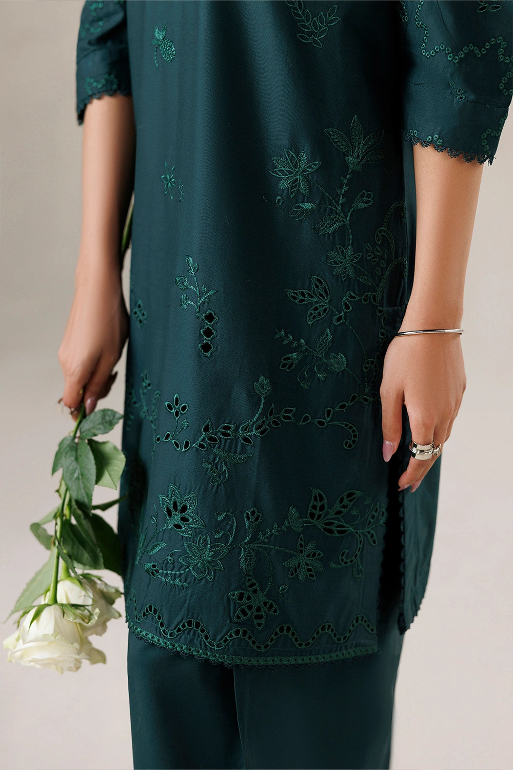 Azure | Chic Essentials |Ivy Energy