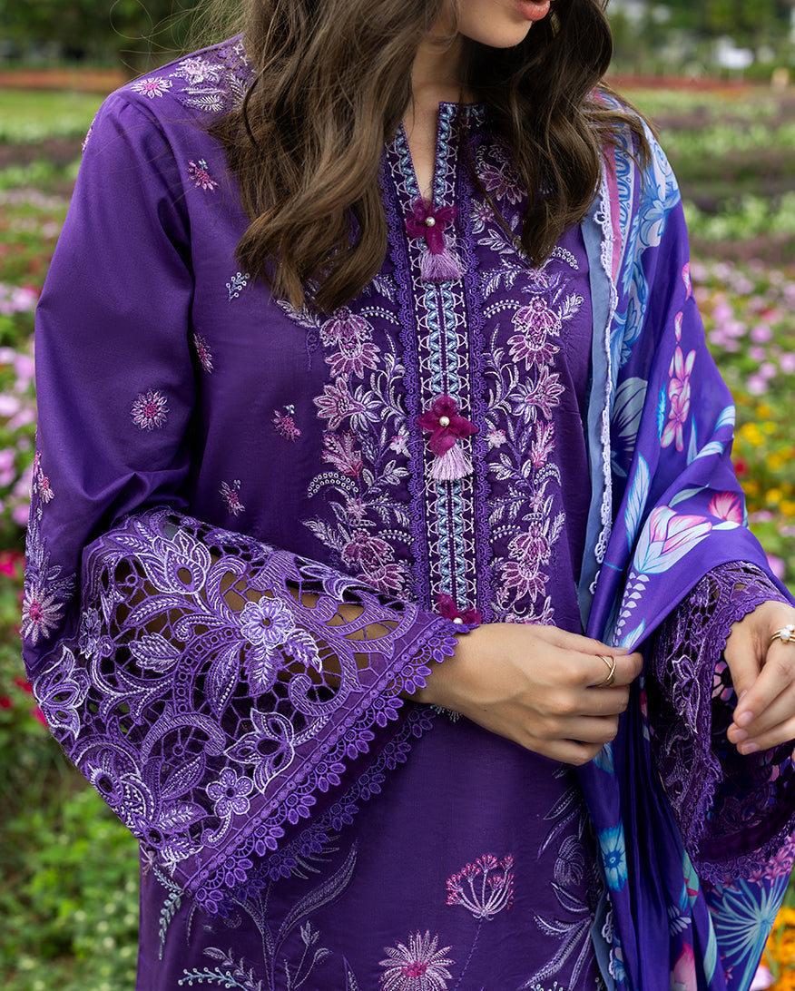Mushq | The Secret Garden Lawn | Lily Veil