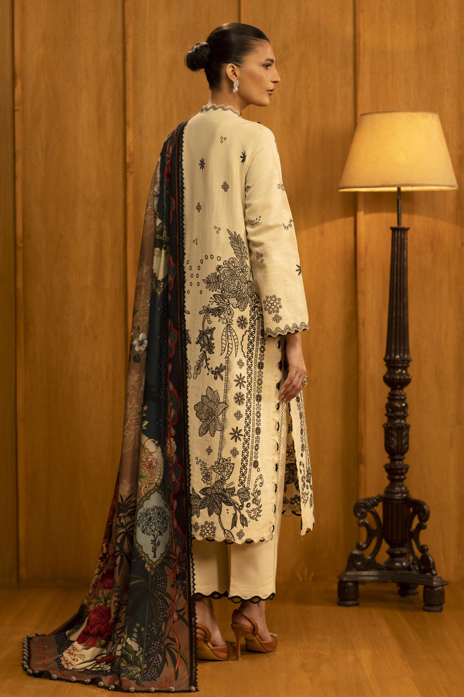 Sana Safinaz | Muzlin Winter 25 | M253-005B