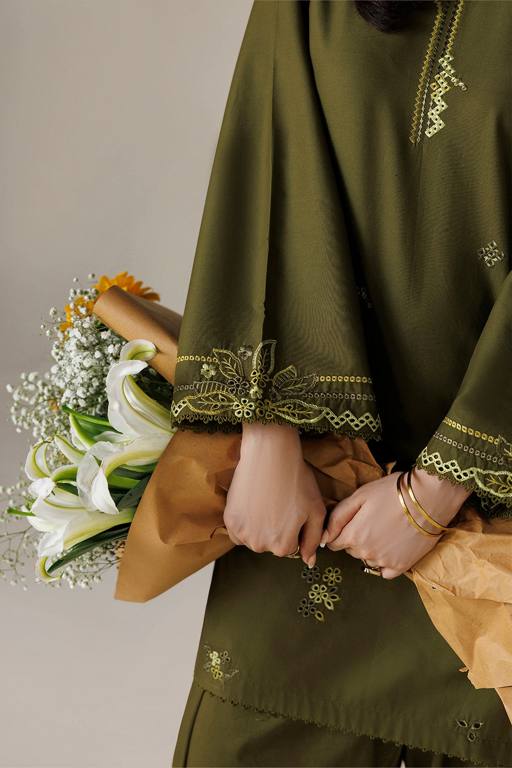Azure | Chic Essentials |Matcha Mood