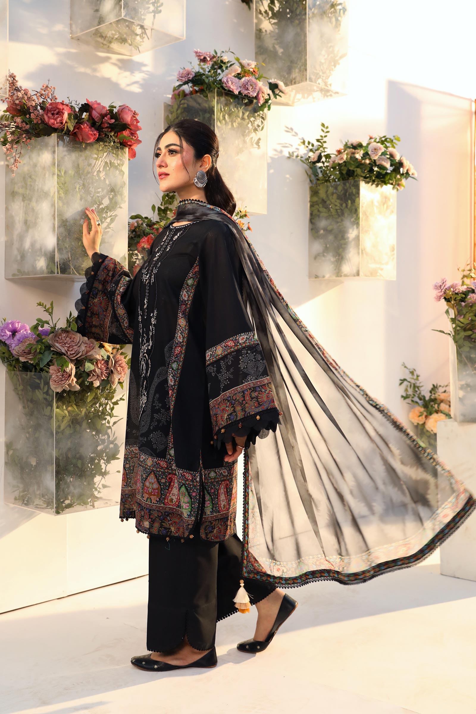 Maria B | M Basic Summer Lawn 25 | MB-CUS25-703A