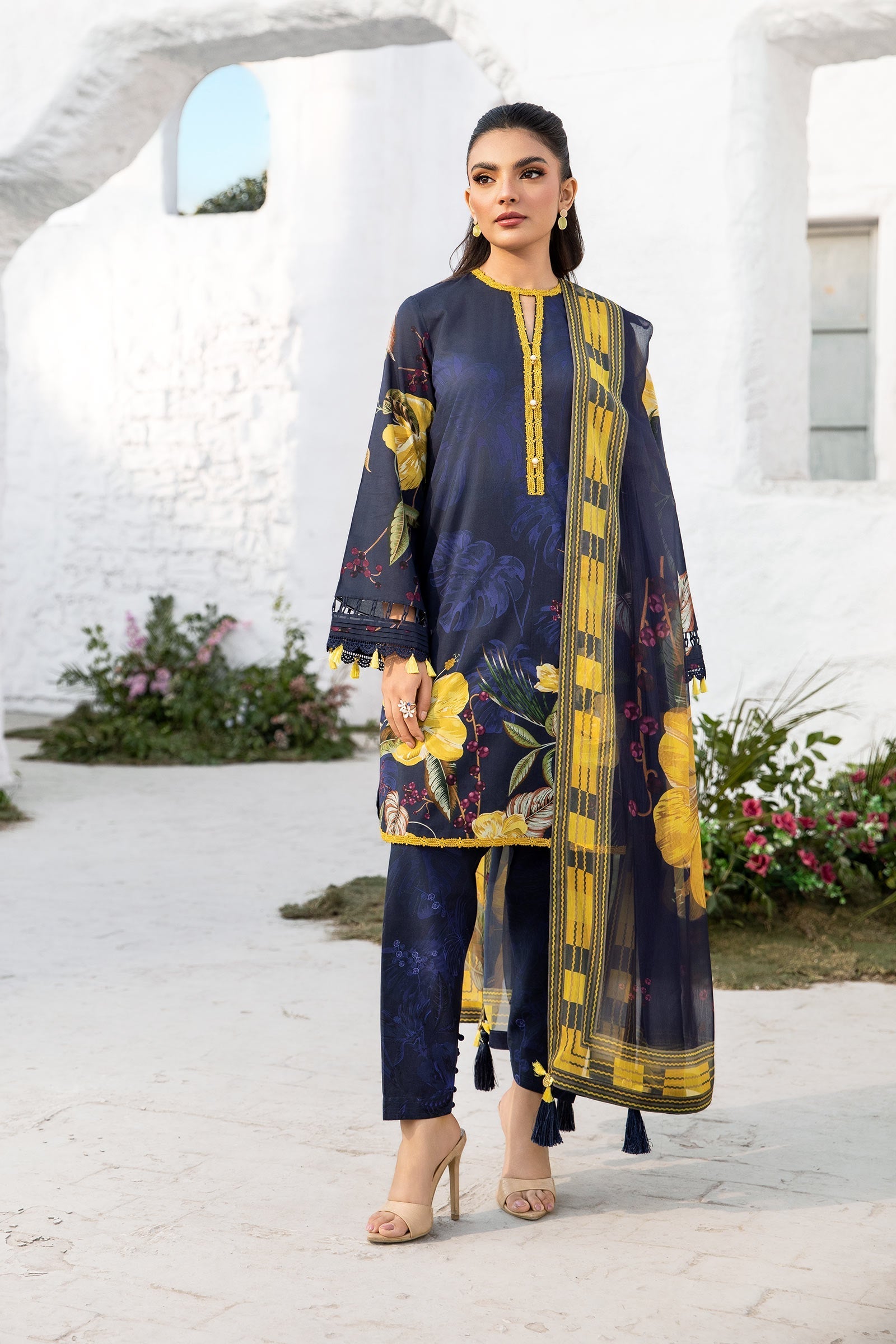 Maria B | M Basic Summer Lawn 25 | MB-CUS25-710B