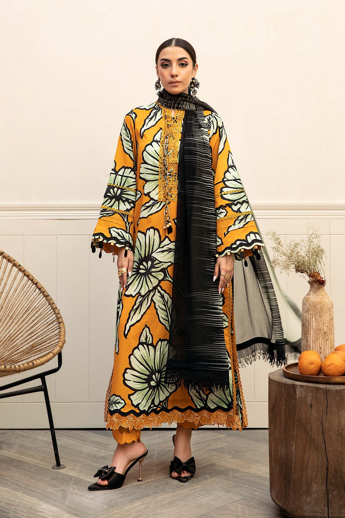 Maria B | Eid Basic Lawn | MB-CUS25-902A