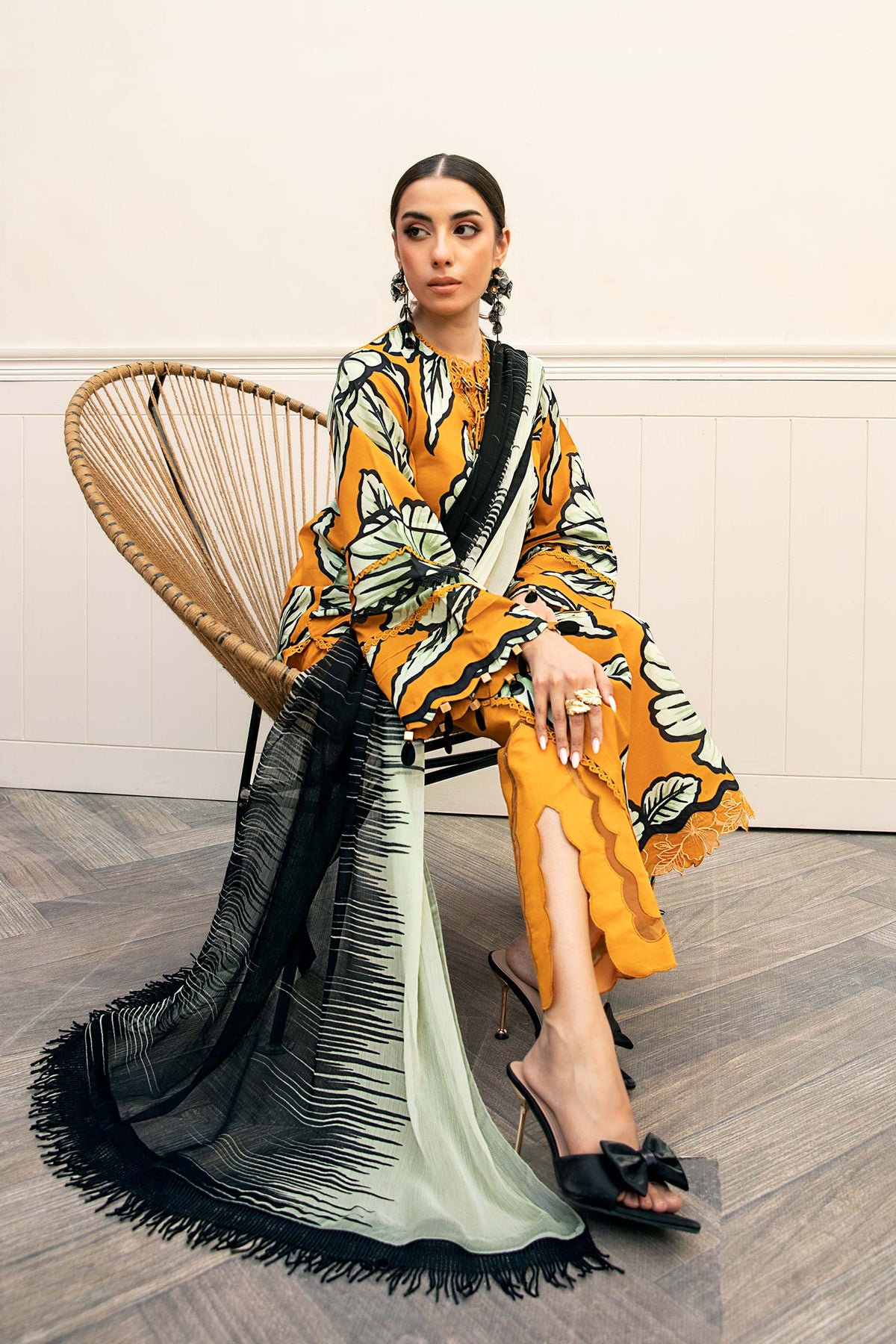 Maria B | Eid Basic Lawn | MB-CUS25-902A
