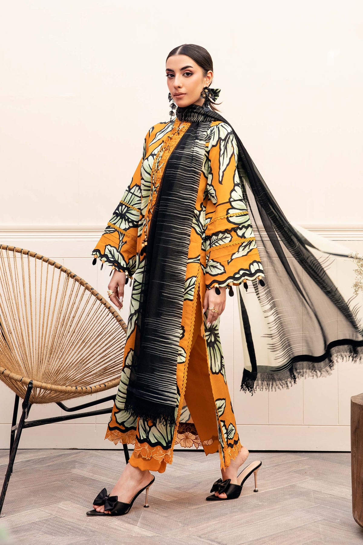 Maria B | Eid Basic Lawn | MB-CUS25-902A