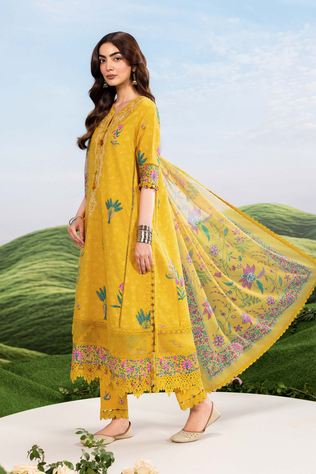 Maria B | M Basics Dreamscape Eid Lawn | MB-CUSV14-03A