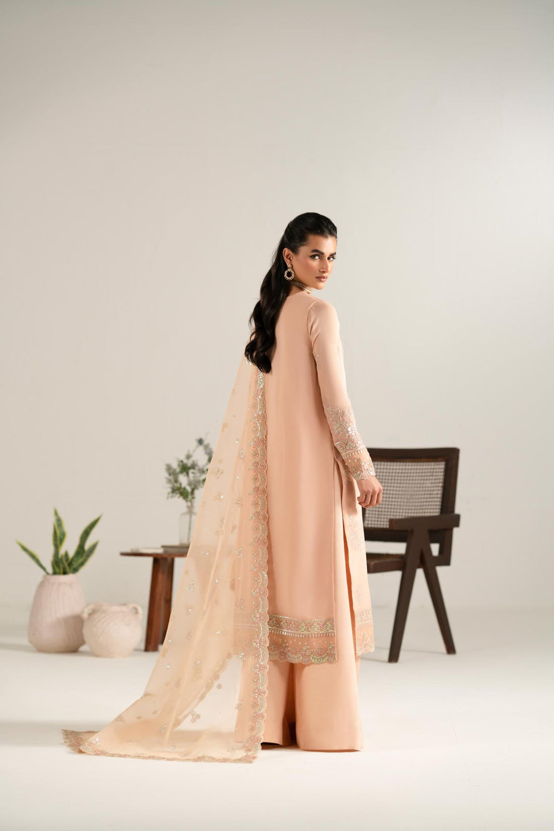 Akbar Aslam | Formal Pret | Zuhra