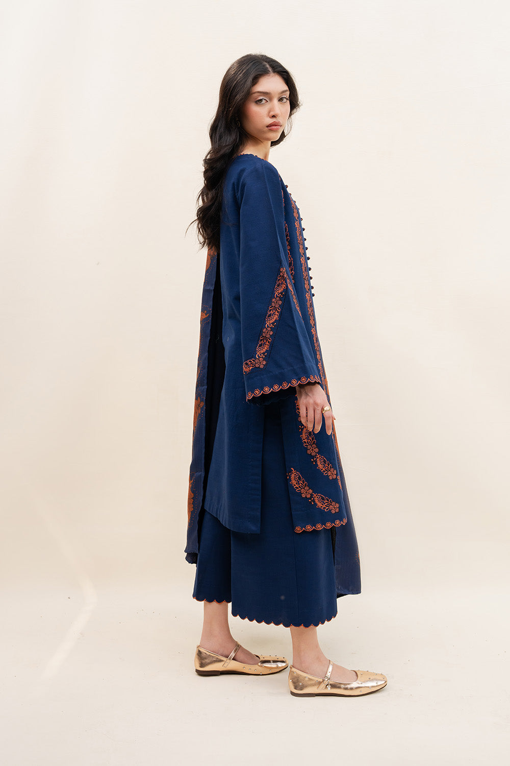 Maryum N Maria | Latte Layers Pret | ALMOND VEIL - MWS5826