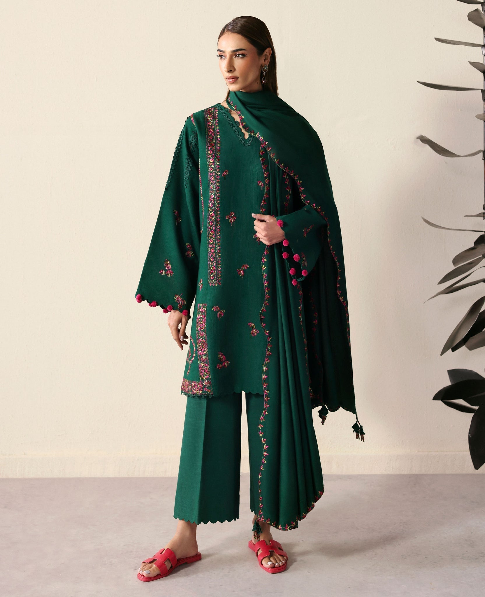 Republic Womenswear | Basics Winter 25 | SolÃ©a
