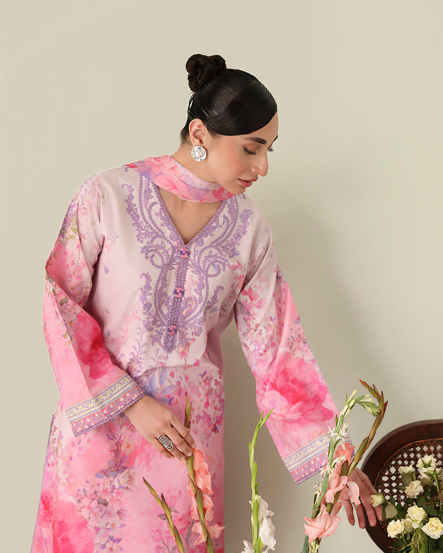 Roheenaz | Rosette Lawn | Petal Whispers