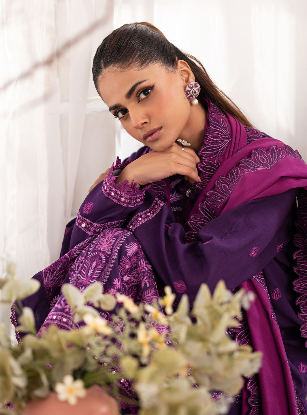 Roheenaz | Meraki Winter Collection | Naomi