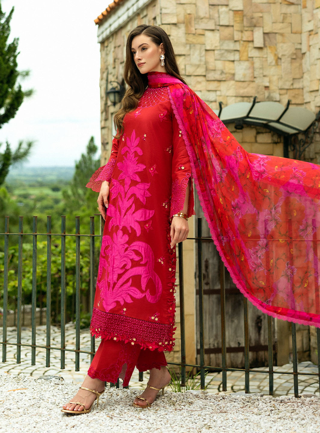 Roheenaz | Flanerie Lawn 25 | Estelle-5A