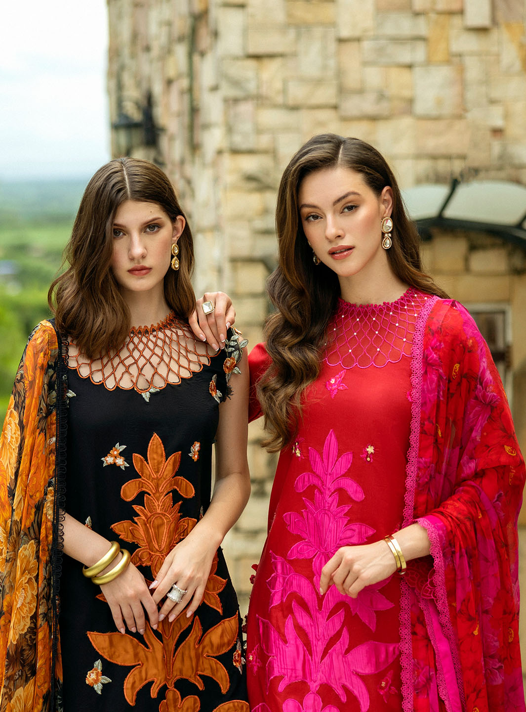 Roheenaz | Flanerie Lawn 25 | Estelle-5A