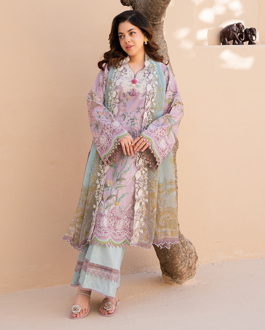 Roheenaz | Summer in Bloom | Rose Veil