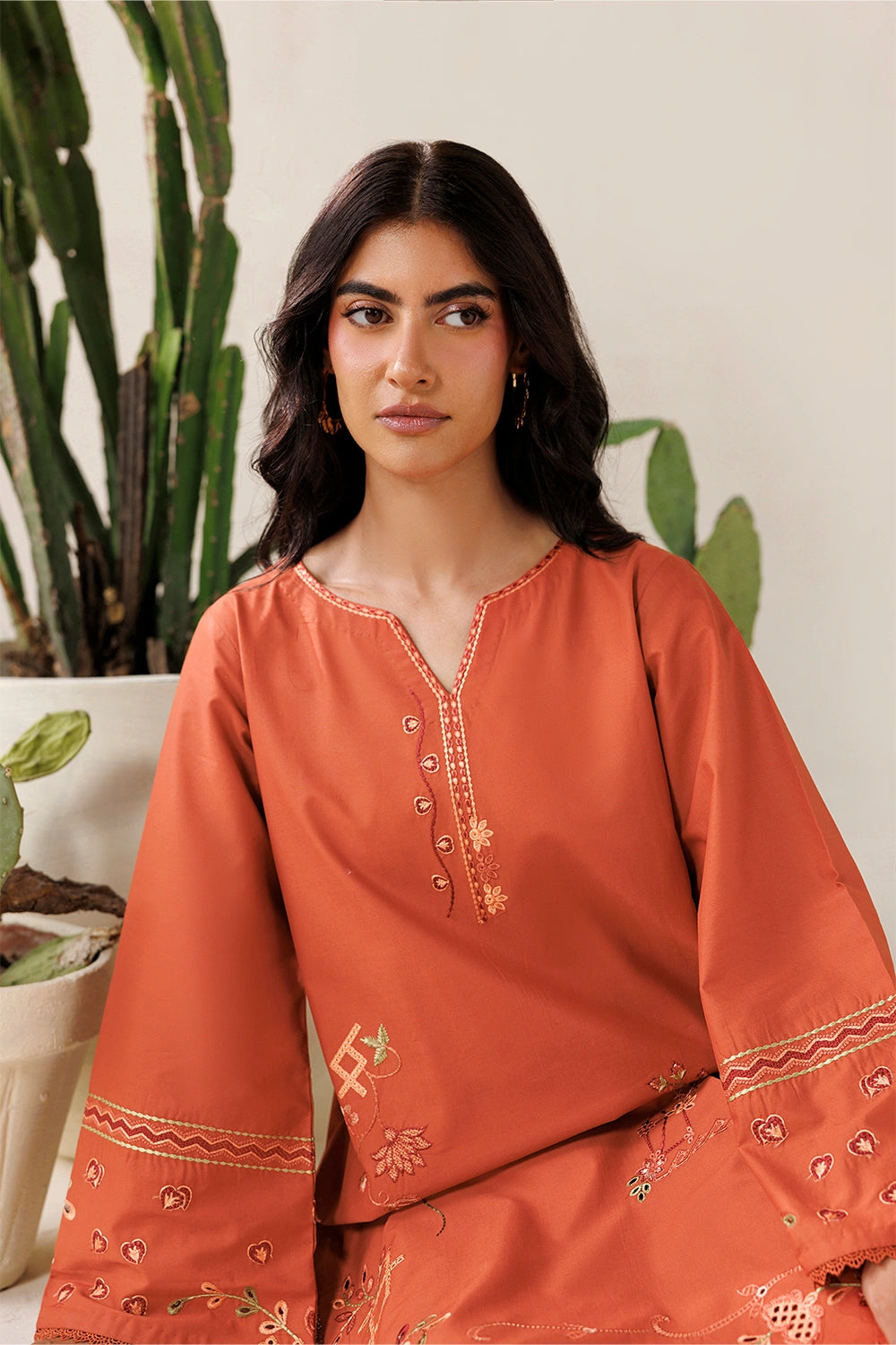 Azure | Chic Essentials |Rusty Mood