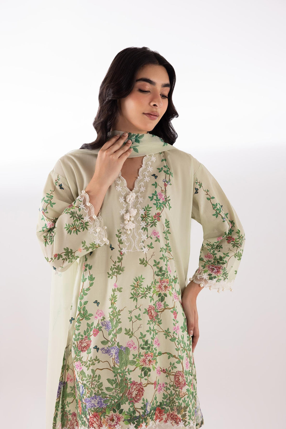 Sana Safinaz | Luxury Pret | Muzlin Lawn Suit SC26MUZ202BP3