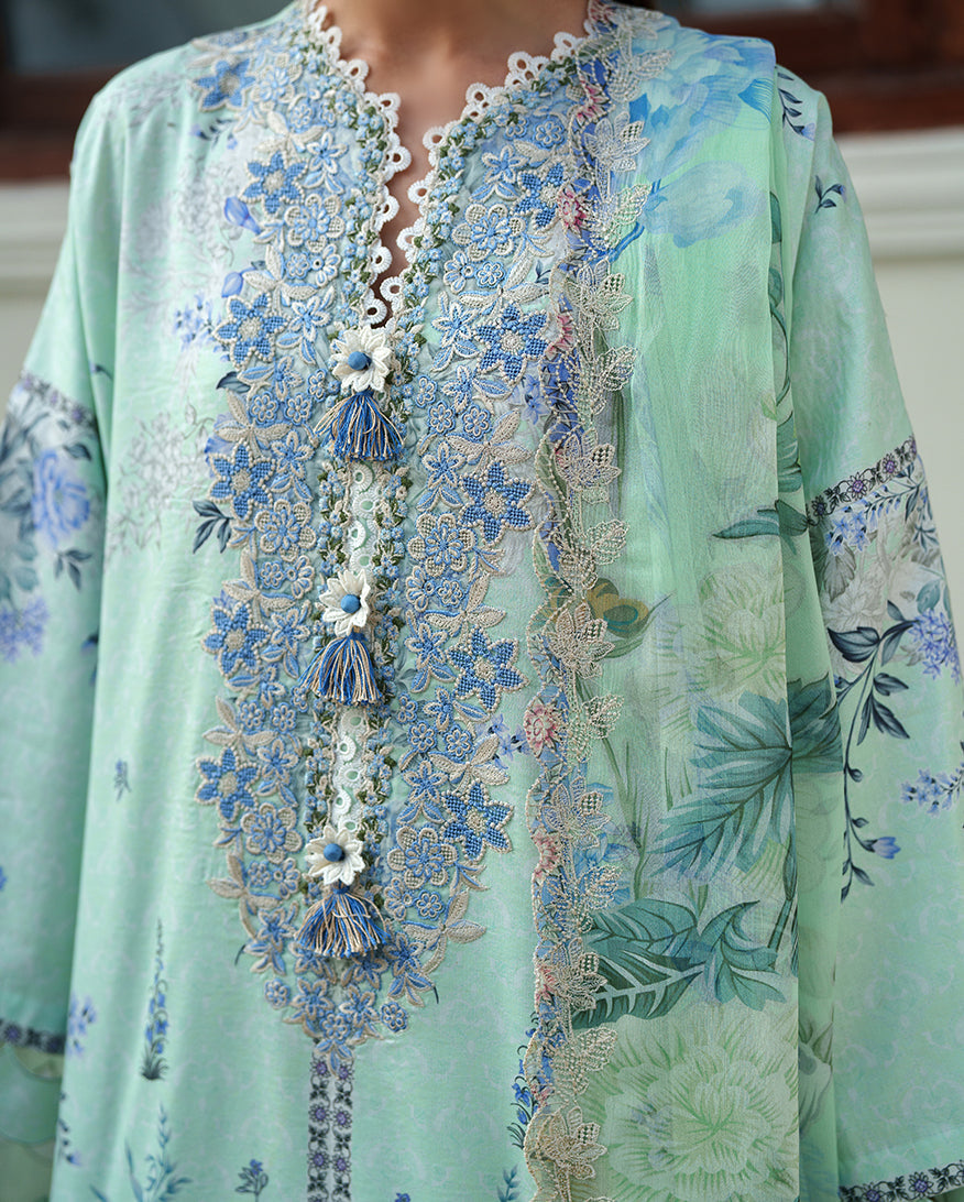 Roheenaz | Whispered Florals | Soft Meadow
