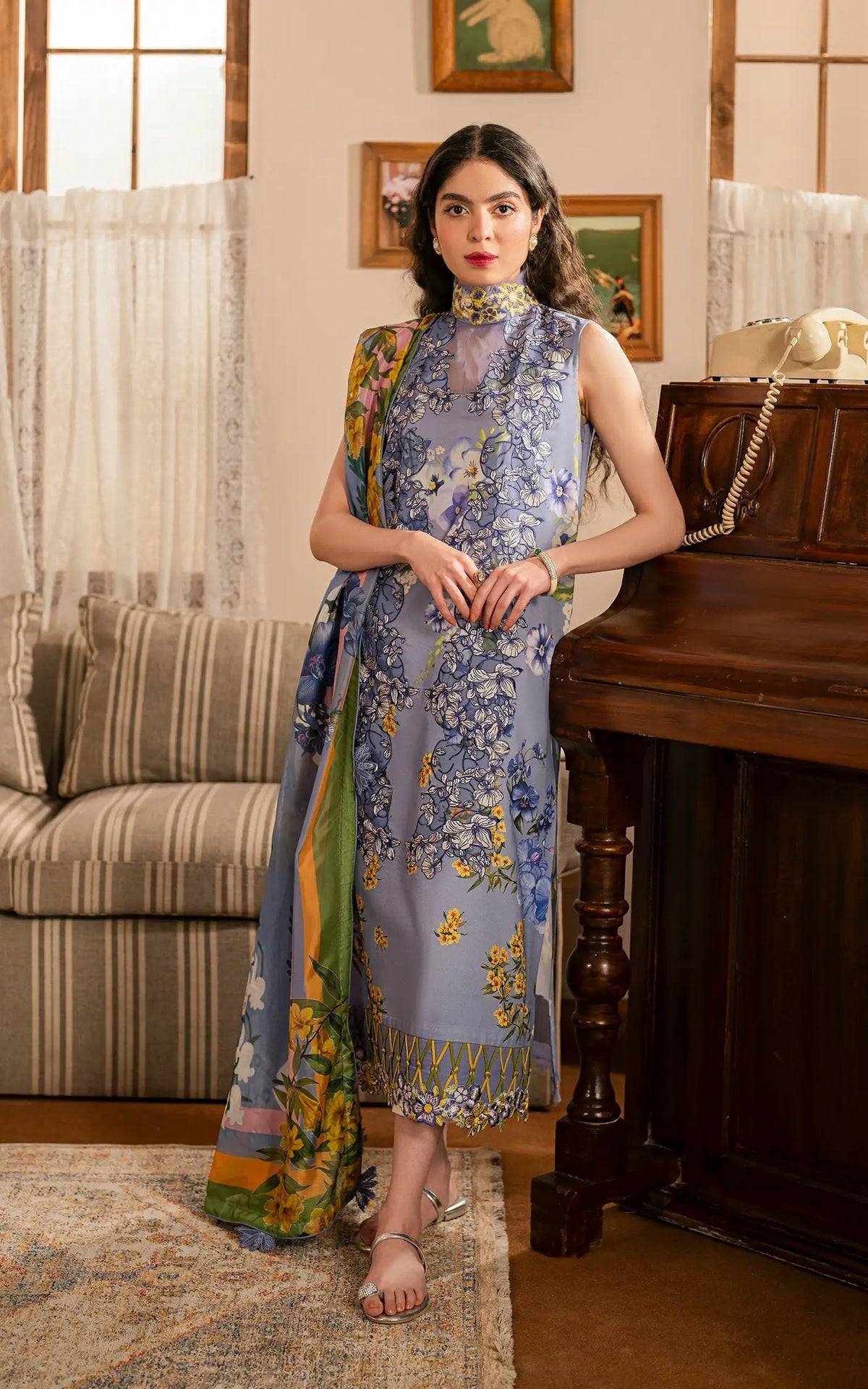 Asifa and Nabeel | Meraki Vintage 25 | Sunehri (MVL25-02)