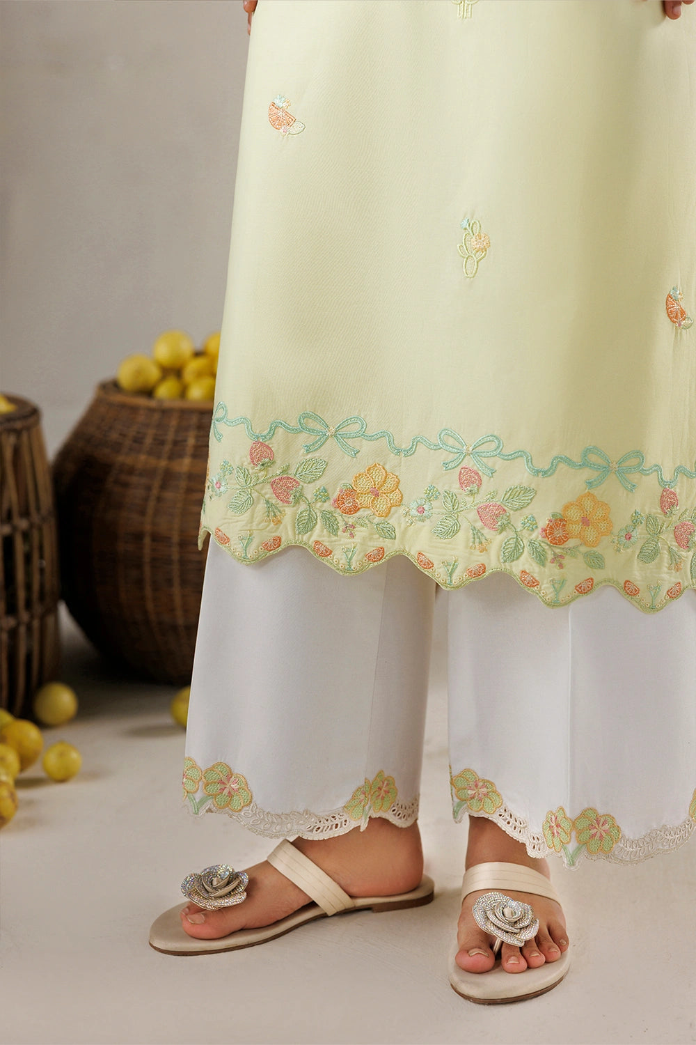 Azure | Chic Essentials | Sweet Citrus