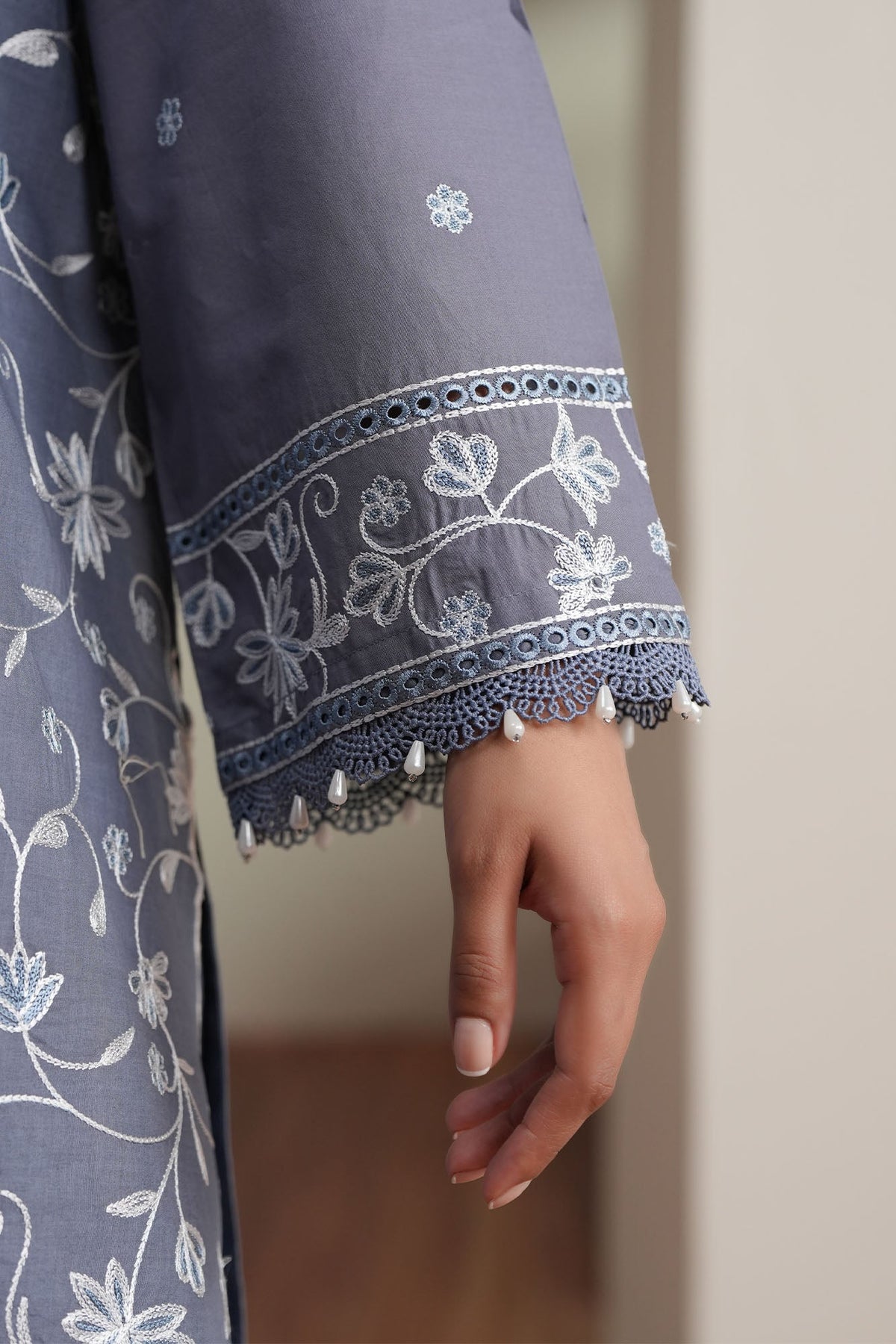 Cross Stitch | Mahiri Embroidered Collection 26 | SLATE PETALS
