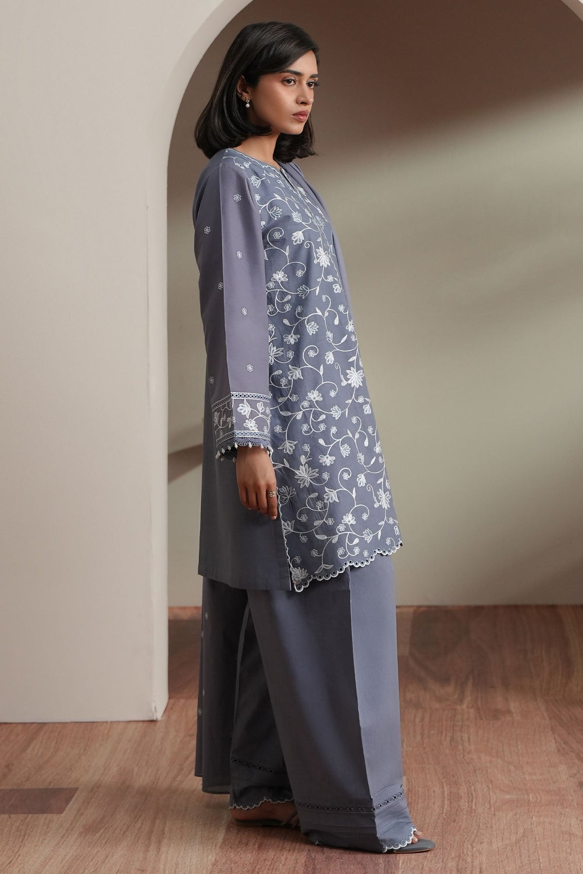 Cross Stitch | Mahiri Embroidered Collection 26 | SLATE PETALS