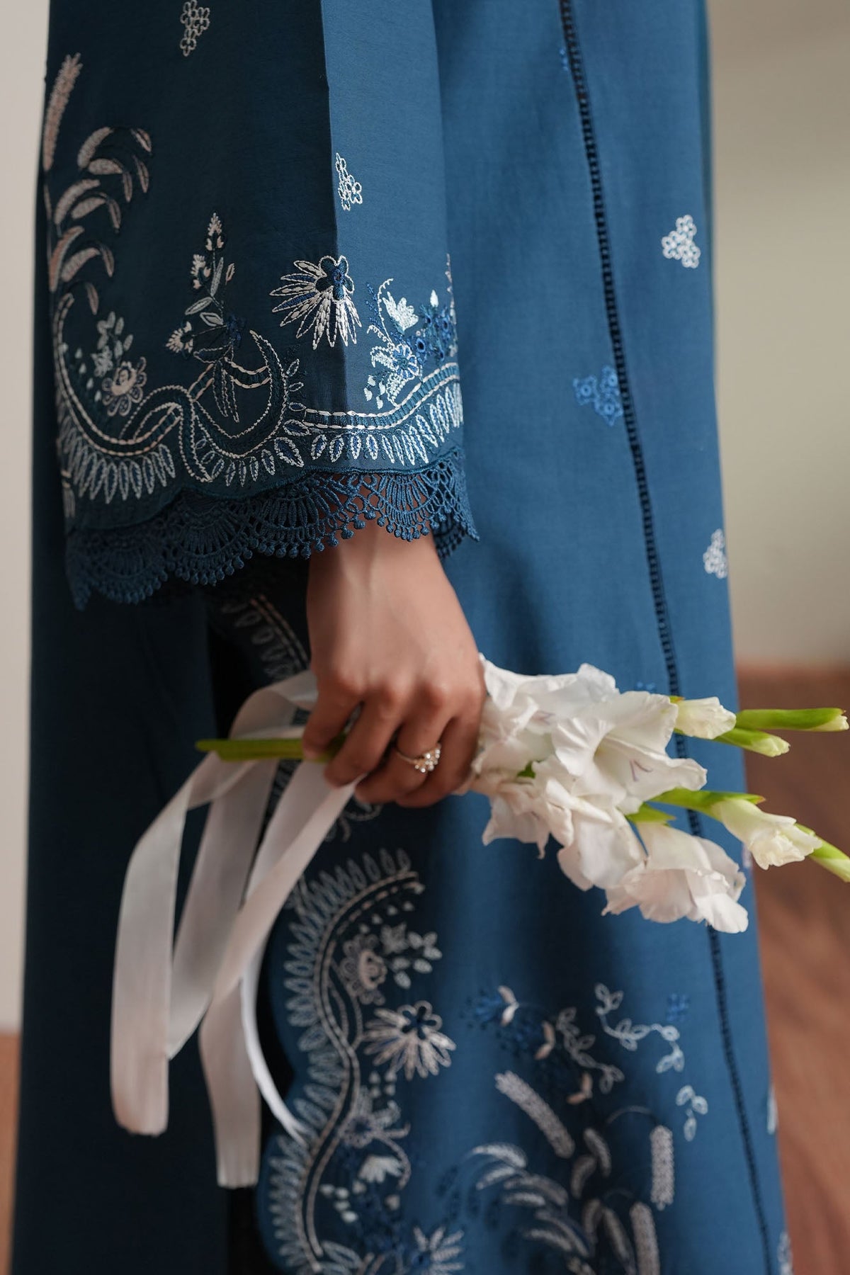 Cross Stitch | Mahiri Embroidered Collection 26 |SAPPHIRE GARDEN