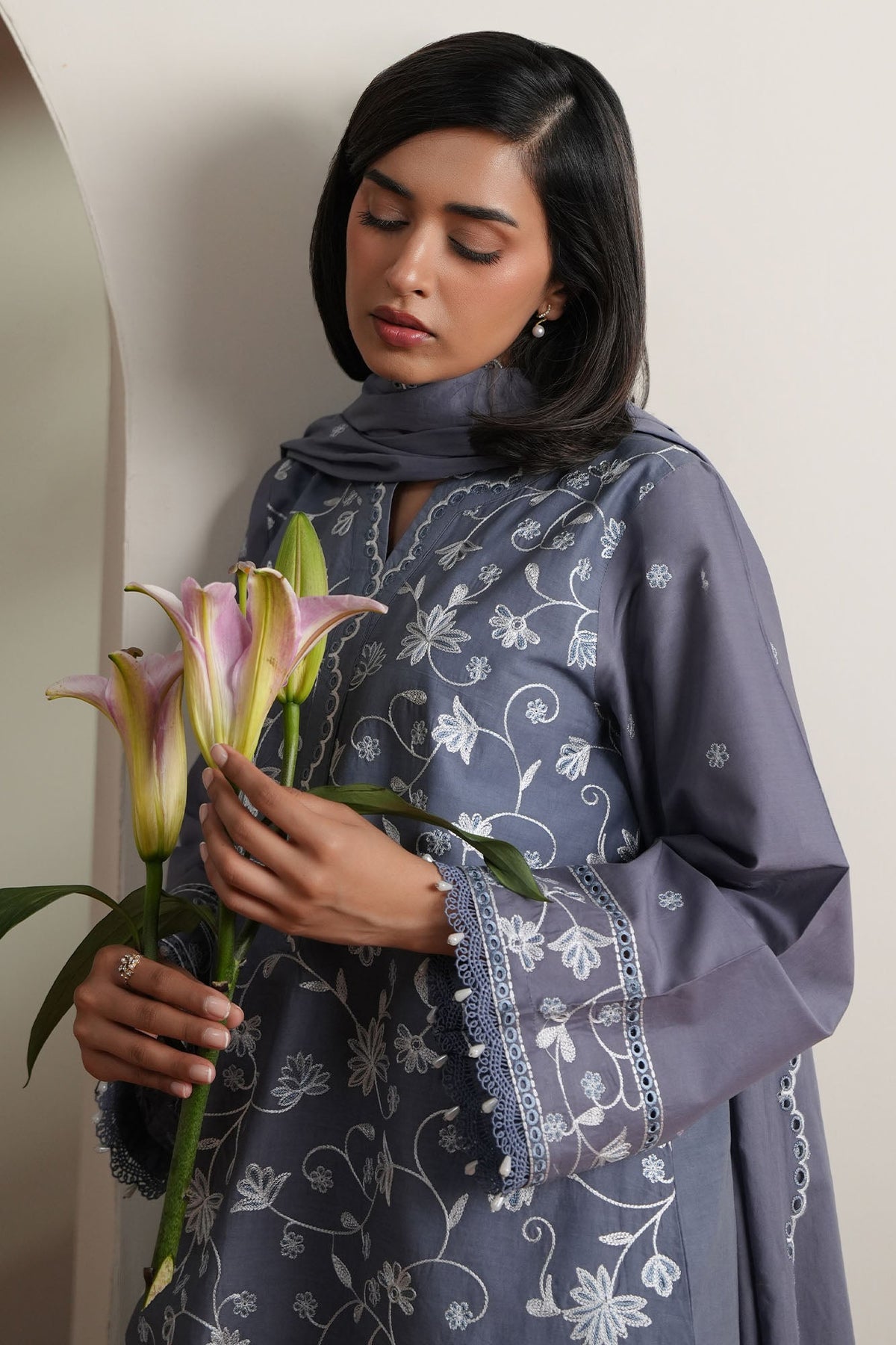 Cross Stitch | Mahiri Embroidered Collection 26 | SLATE PETALS