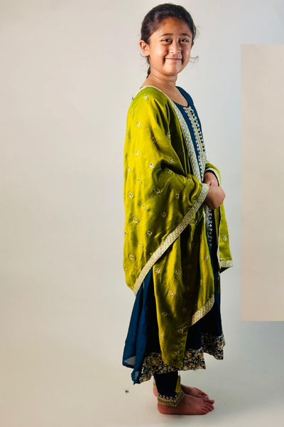 Teal Blue Trousers Suit With Green dupatta