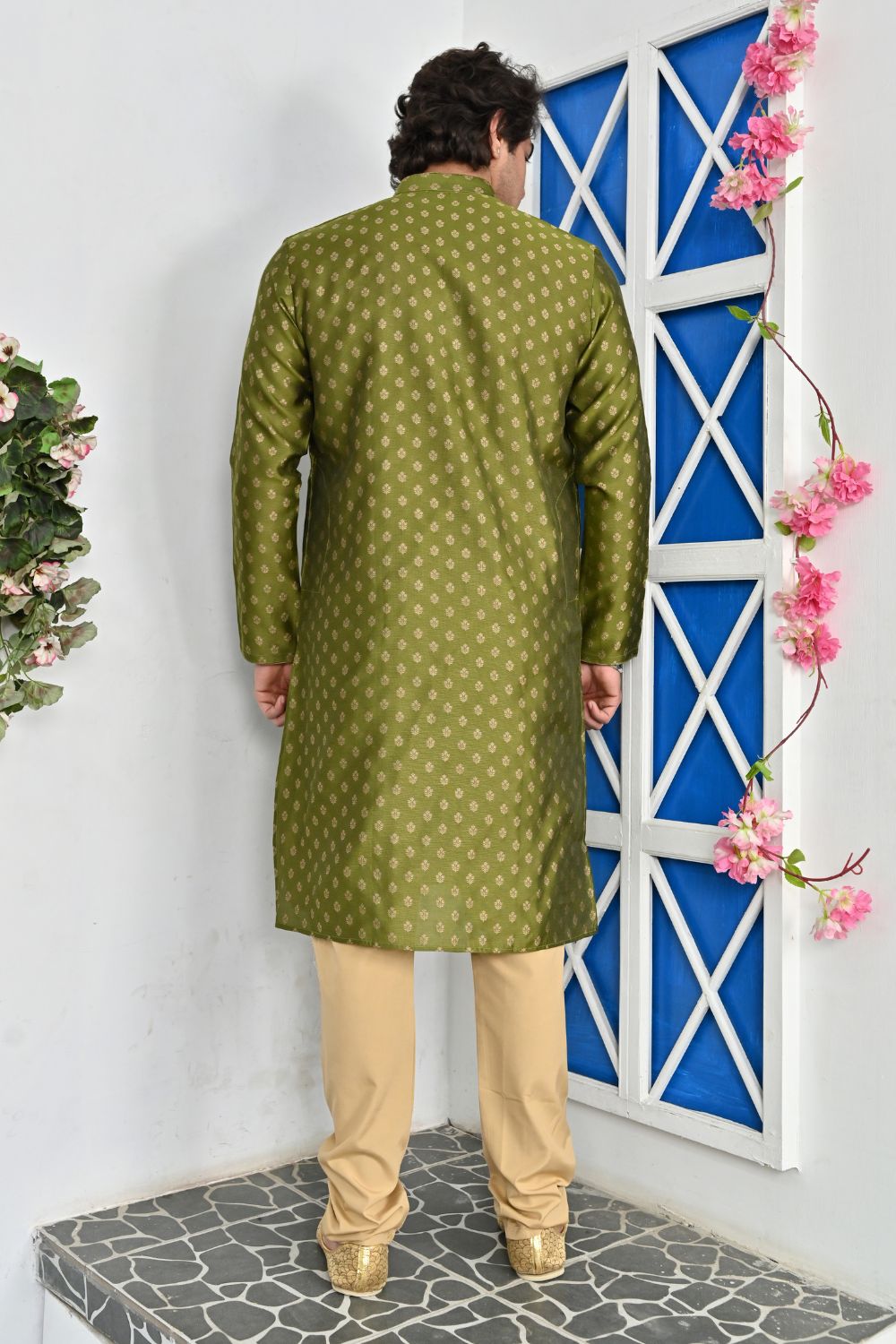 Mehendi Green Kurta Pajama