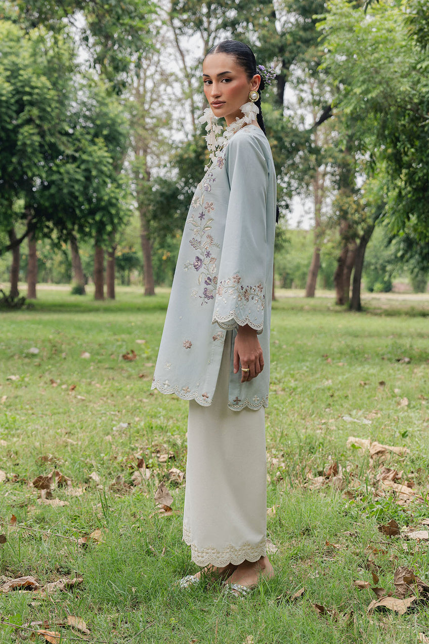 Iznik | Mid Summer Pret | IP-373 DYED LAWN