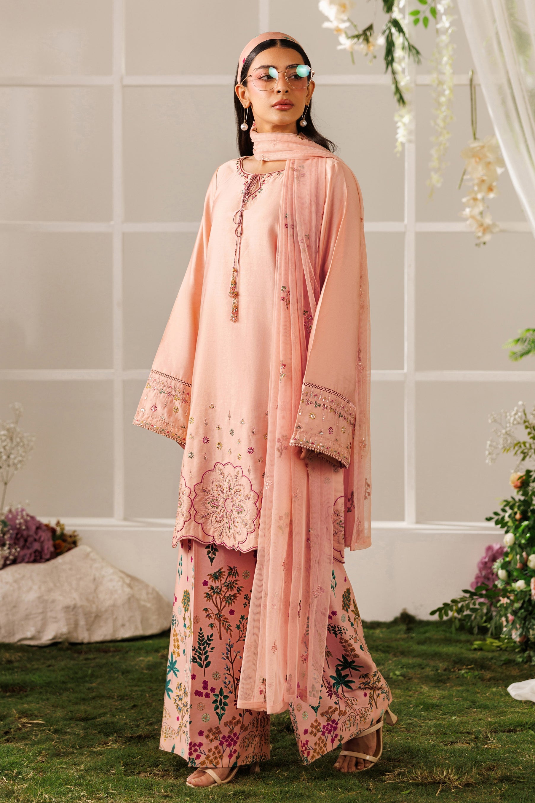 Naqshi | Festive Eid 26 | Hoorish