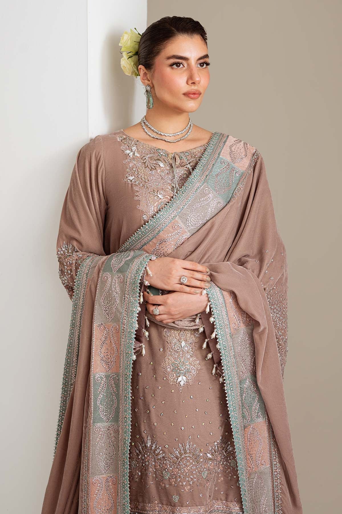 Nureh | Maya Velvet | NW-112