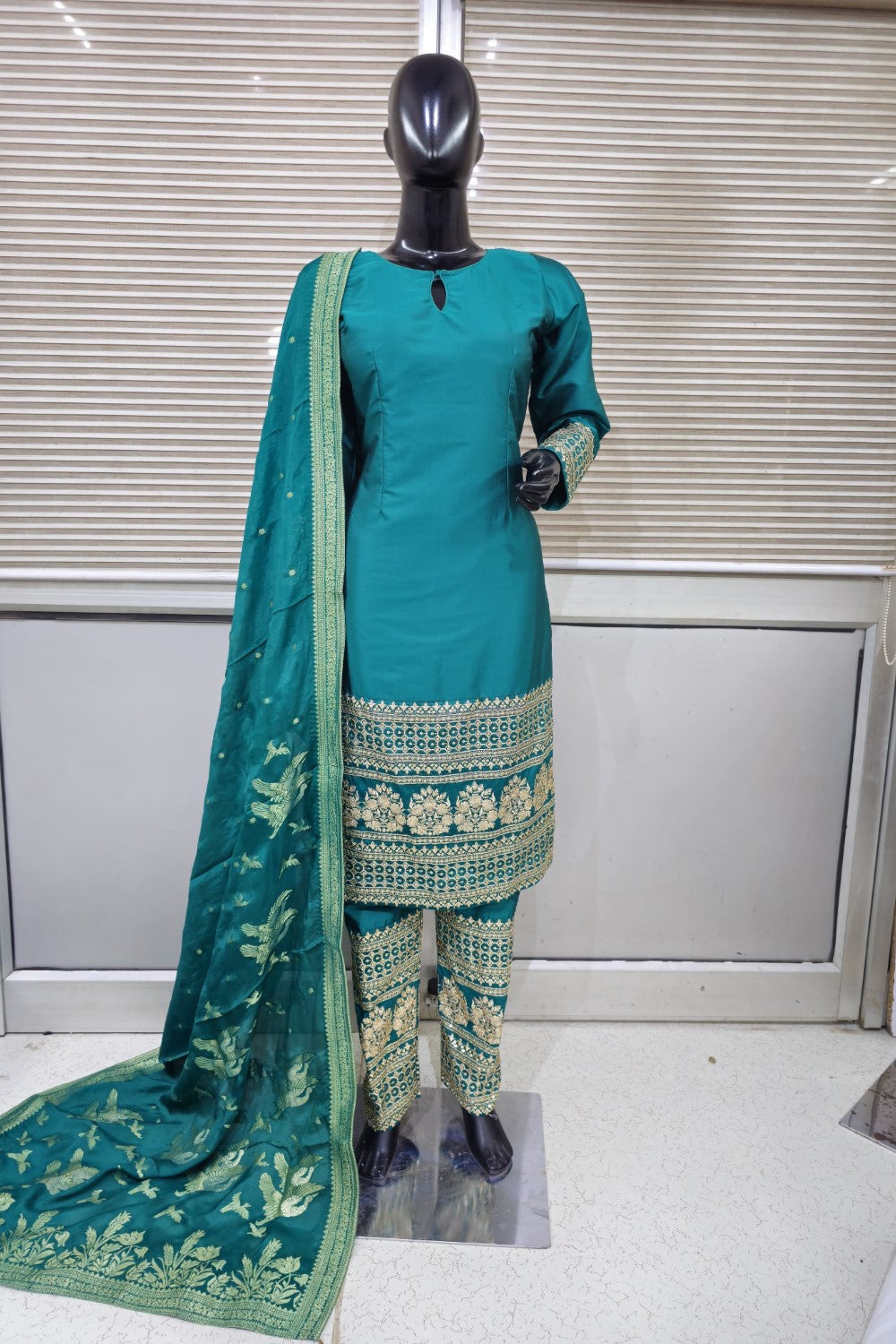 Elegant suit with all hand embroidered work