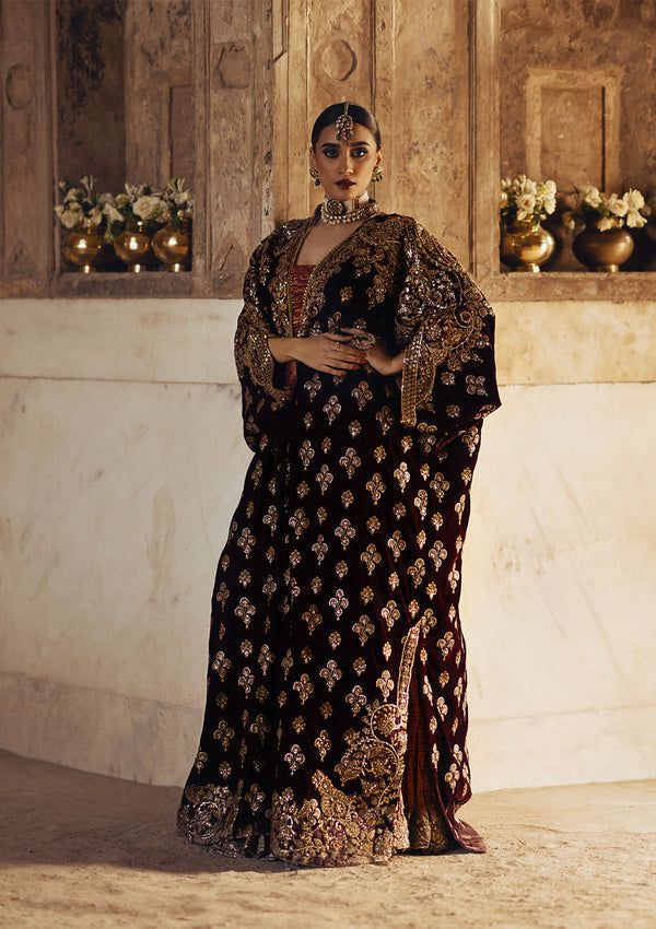 Aik Atelier | Dastoor Velvet 24 | DASTOOR - LOOK 03