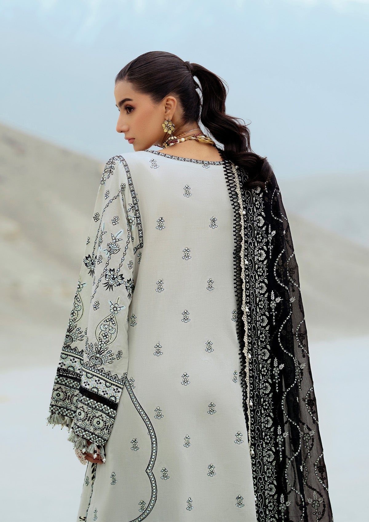 Rangrasiya | Lifestyle Summer Edit 25 | LOOK 08