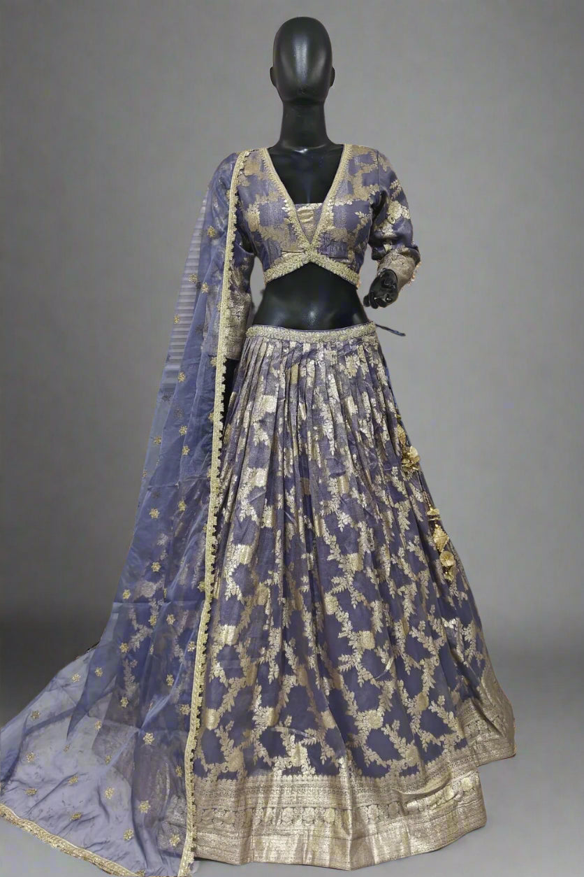 Mesmersing Pink brocade lehenga