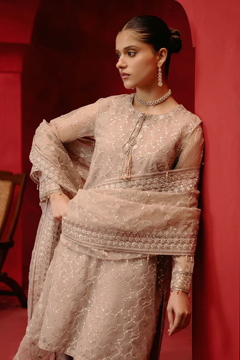 Cross Stitch | Luxe Atelier 24 | Opulence Tint
