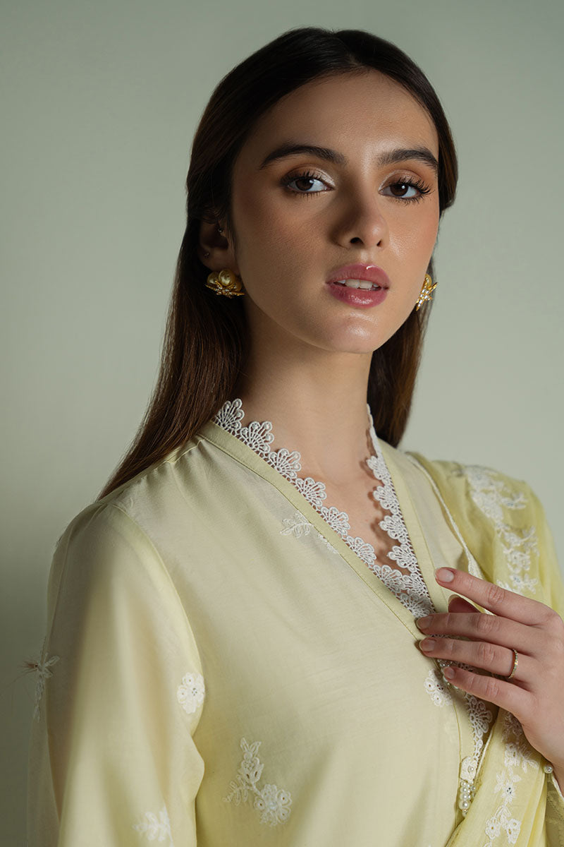 Mahnur | Twilight Luxury Lawn 25 | MISTY HAZE