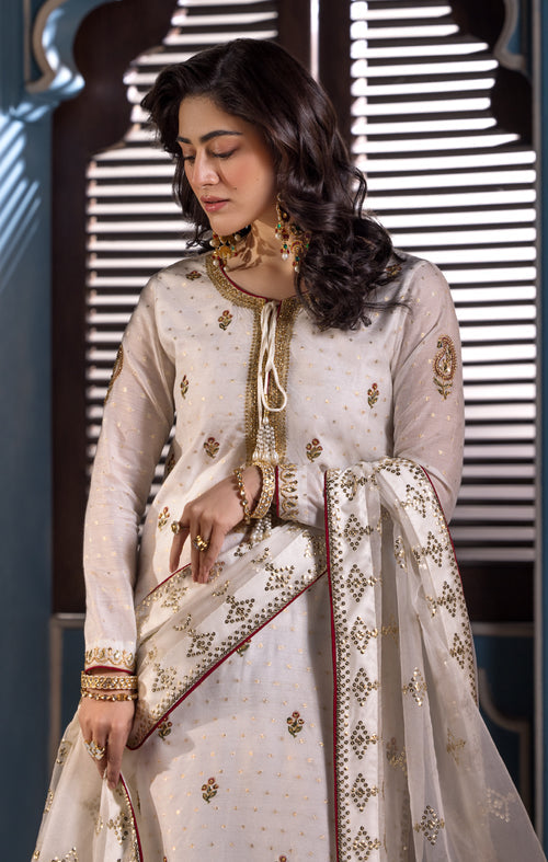 Maya | Mehr o Mah Formals | VARENA - by - Libasekhas UK - Registered Vendor of : Maya - 100% Original Designer Dresss