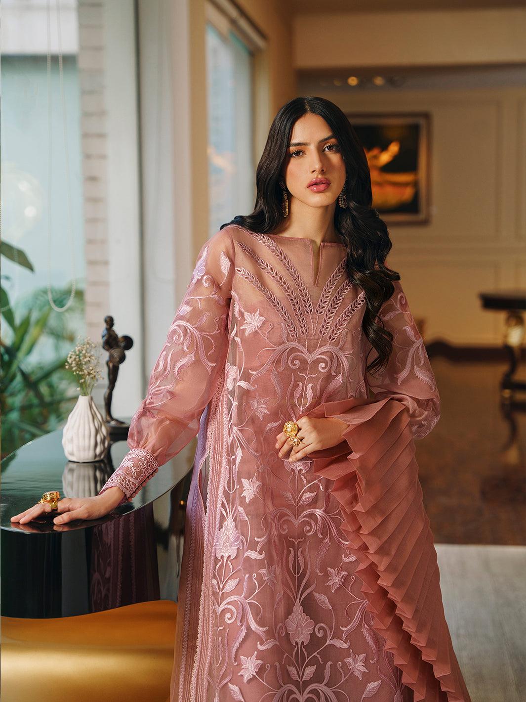 Amroz Atelier | Reveur Formals | Le Rosè